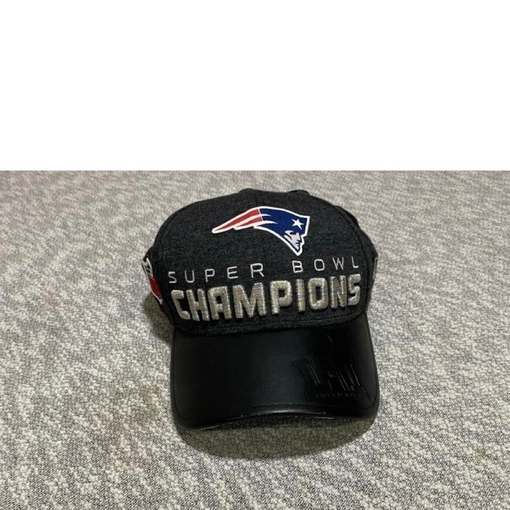New England Patriots Super Bowl Champions black cap NWT. SKU-B327 #patriots